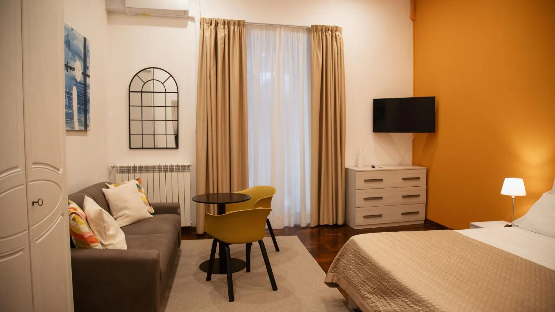 Hello Chiaia Napoli By Progecta Srl Apartment Italy